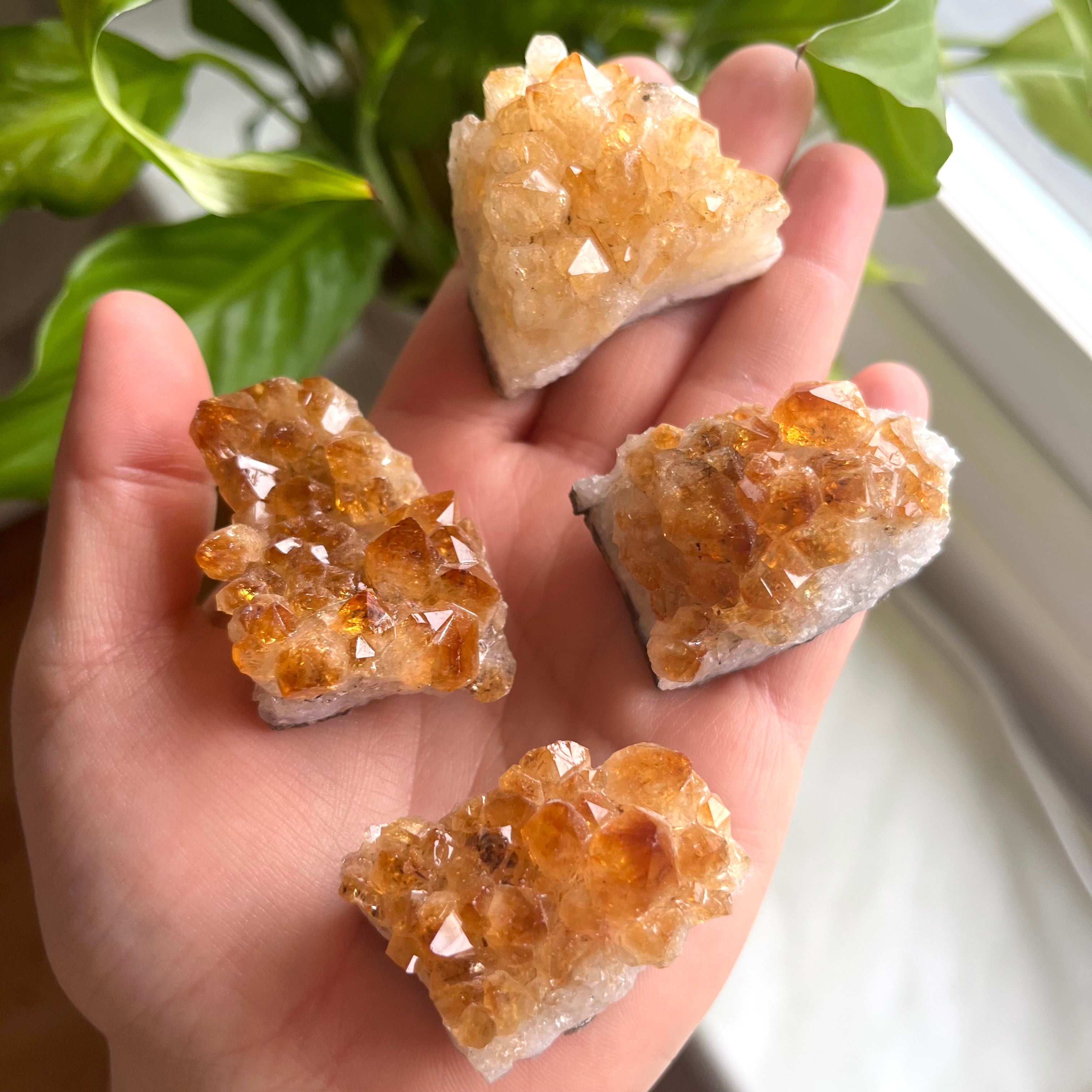 Kristallkluster i Citrin